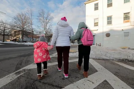 Courts Rule Against White House on Removing Central American Children and Venezuelans